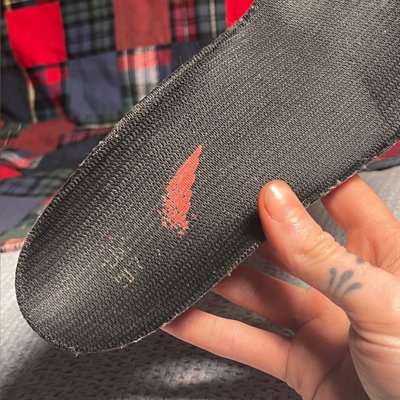 Vasque St. Elias GTX hiking boot size 7 women’s. Worn but lots of life! - Picture 5 of 6